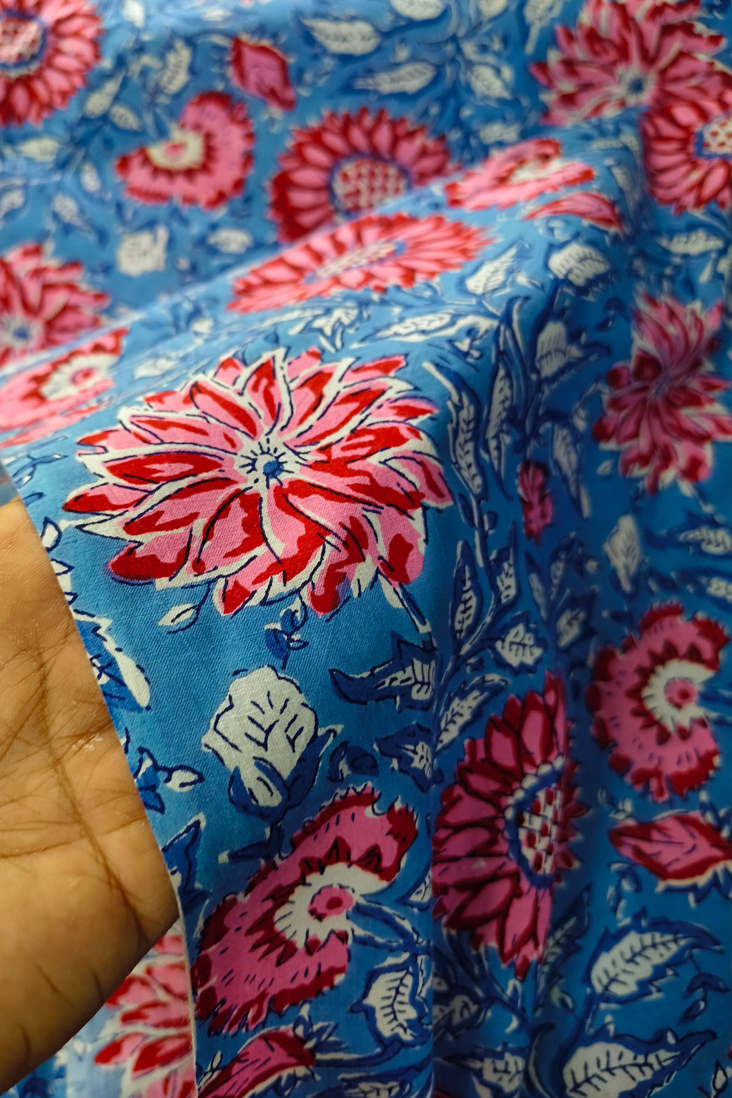 Blue printed cotton fabric