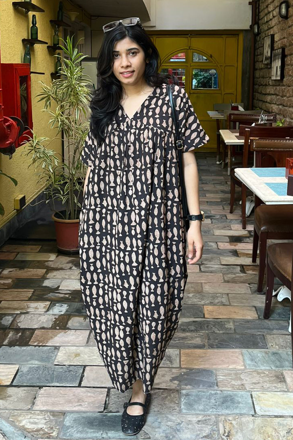 Material: Printed cotton
Short sleeves