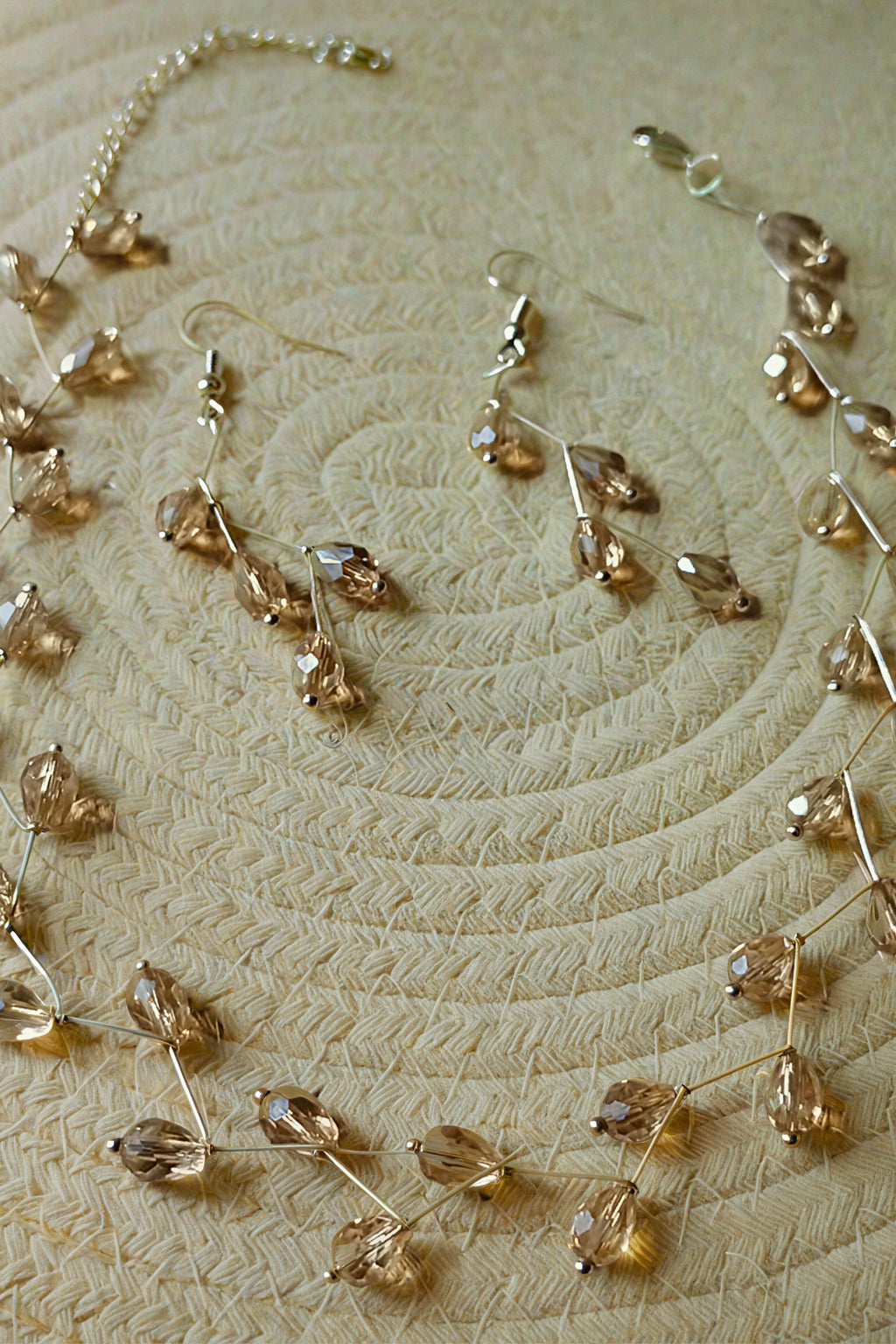 Peach beaded necklace set